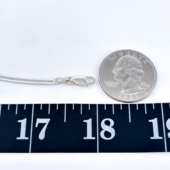 Vintage Italy Sterling Silver 925 2.5mm Flat Snake Chain Necklace 16”-18” - Picture 4 of 4